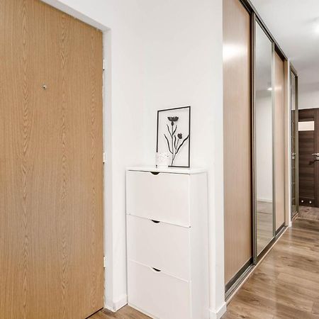 Chill Apartments Fieldorfa ワルシャワ エクステリア 写真